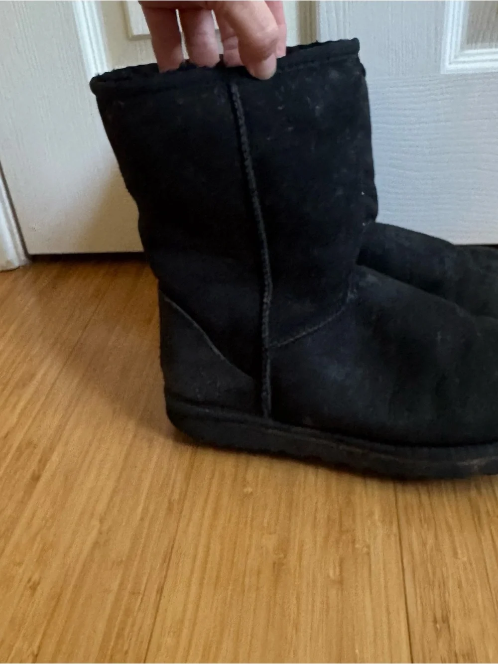 Ugg Australia Classsic Short 5825 BlackSize 8W Sheepskin Boot